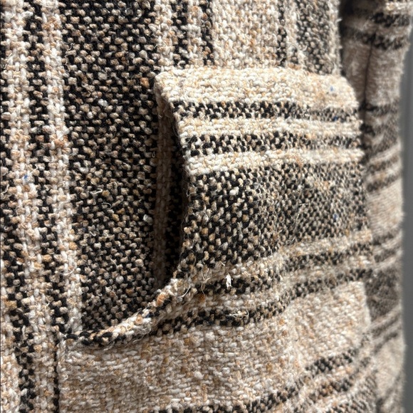 Striped Baja pullover sweatshirt with hood neutral colors kangaroo front pocket - Picture 3 of 7